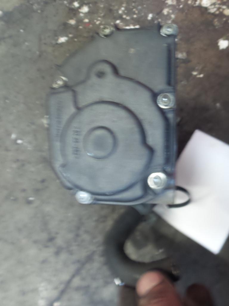 View Auto part Throttle Body Volkswagen Golf 1999