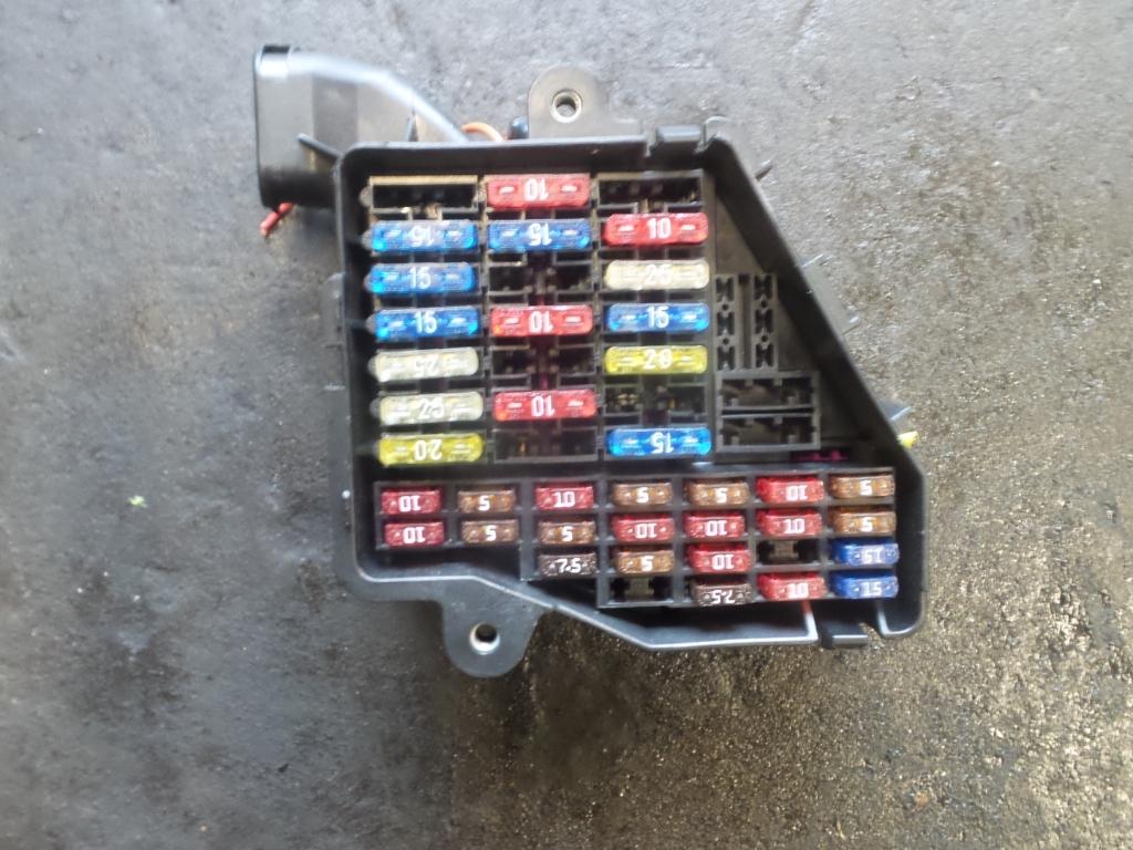 1999 Volkswagen Golf Fuse Box View Auto part Fuse Box Volkswagen Golf 1999