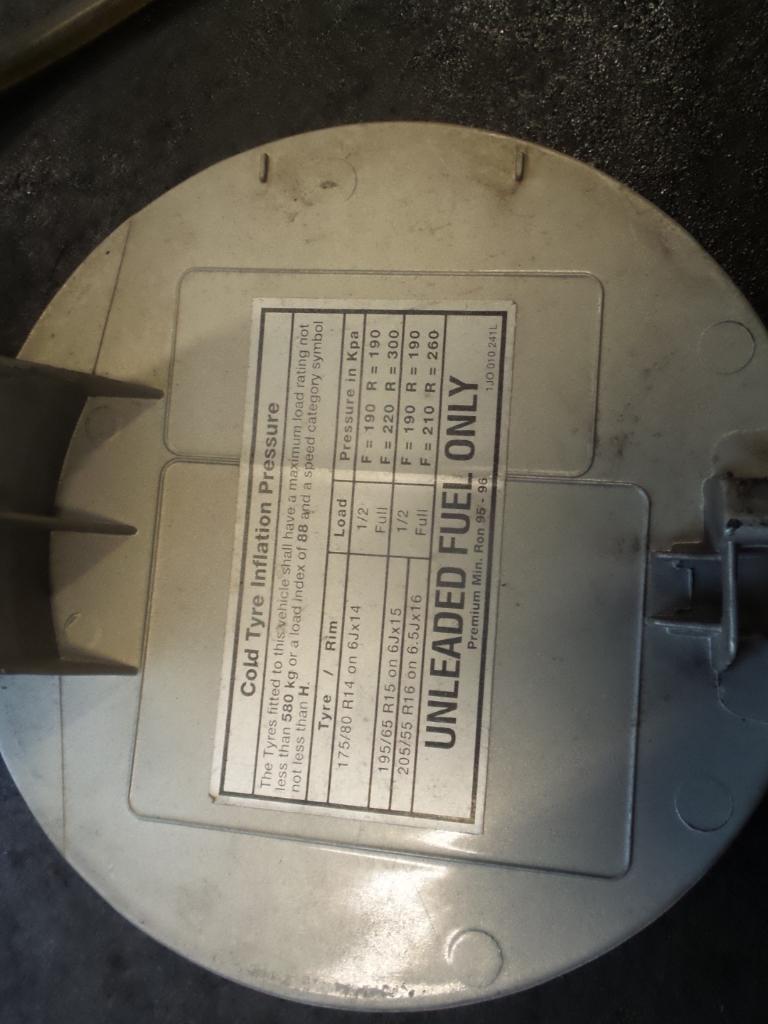 1999 Volkswagen Golf Fuel Door / Filler View Auto part Fuel Door / Filler Volkswagen Golf 1999