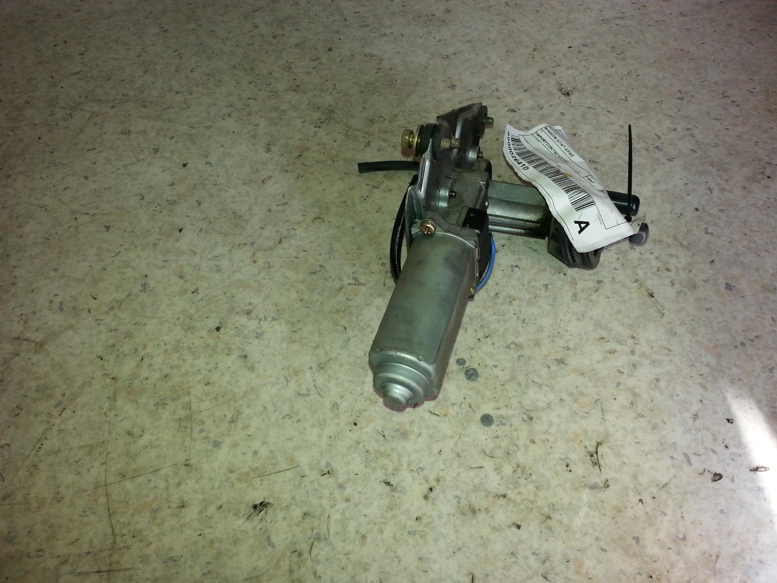 View Auto part Wiper Arm Daihatsu Terios 1997