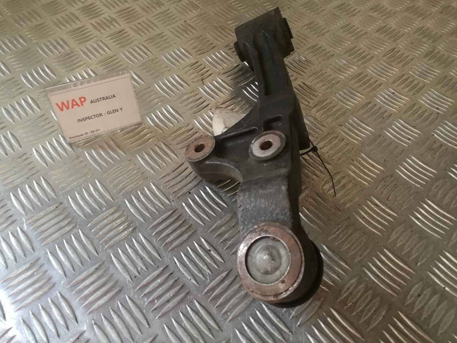 View Auto part Right Front Lower Control Arm Kia Carnival/grand Carnival 2004