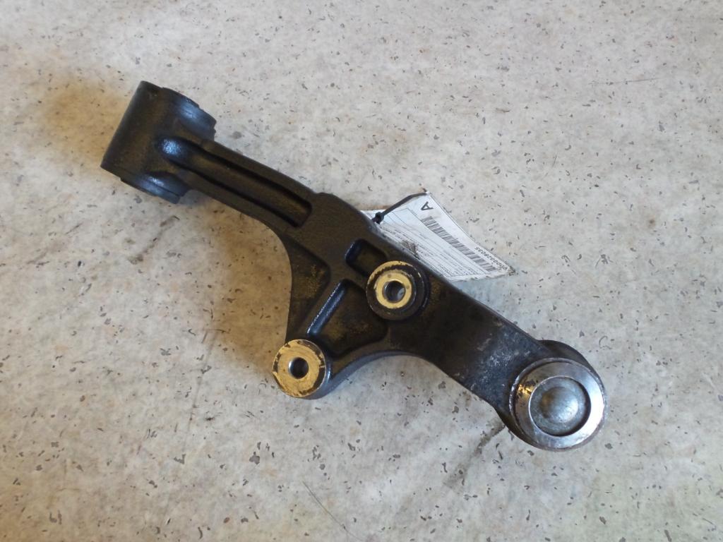 View Auto part Right Front Lower Control Arm Kia Carnival/grand Carnival 2004