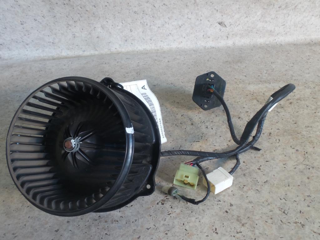 View Auto part Heater Fan Motor Kia Carnival/grand Carnival 2004