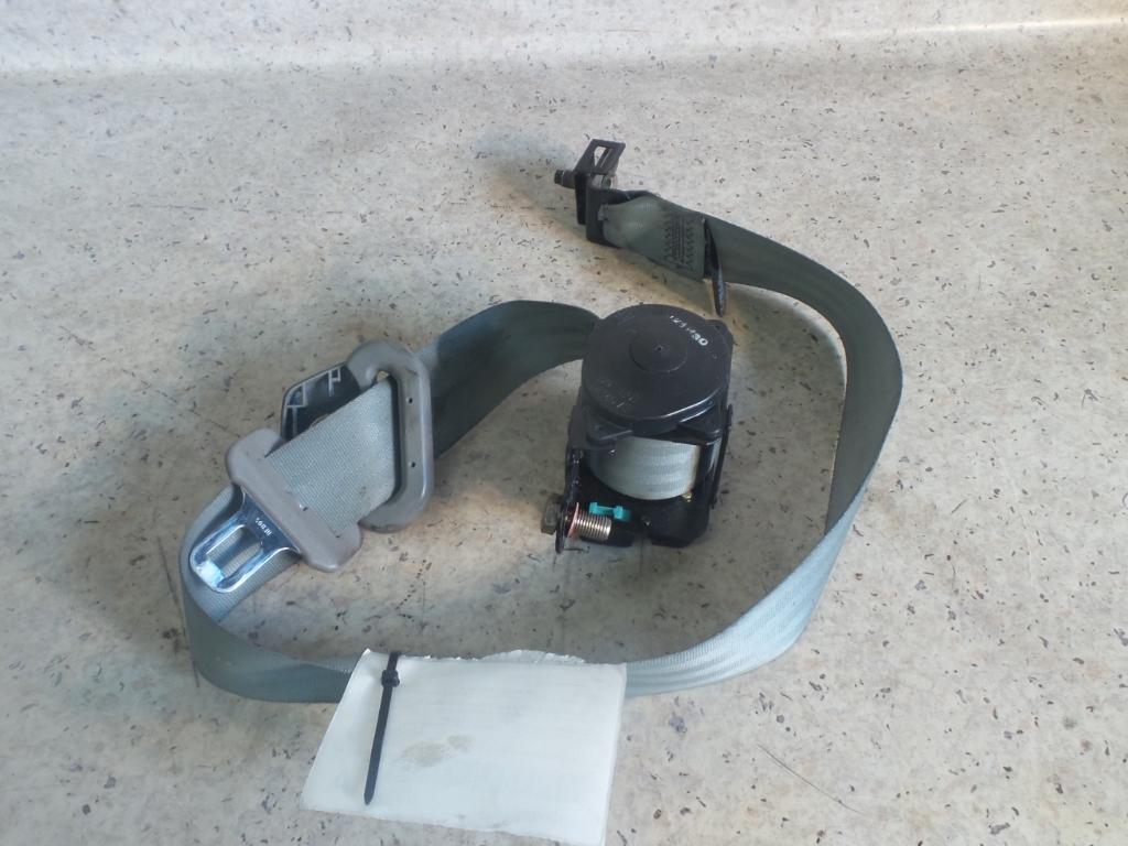 View Auto part Seatbelt/Stalk Kia Carnival/grand Carnival 2004