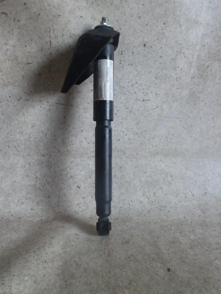 View Auto part Shock Absorber Kia Carnival/grand Carnival 2004