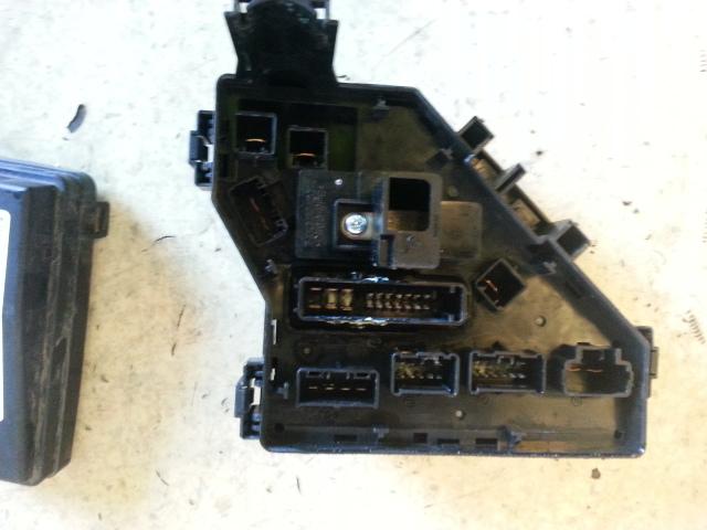 View Auto part Fuse Box Honda Civic 2006