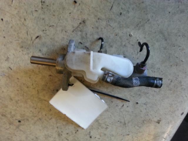 View Auto part Master Cylinder Honda Civic 2006