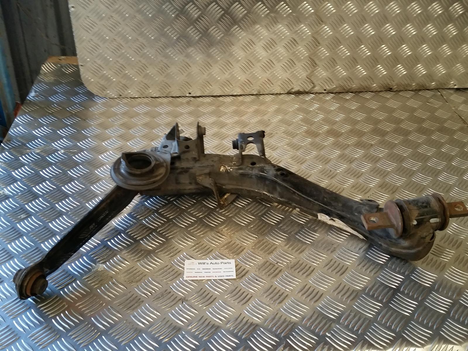 View Auto part Left Rear Trailing Arm Honda Civic 2006