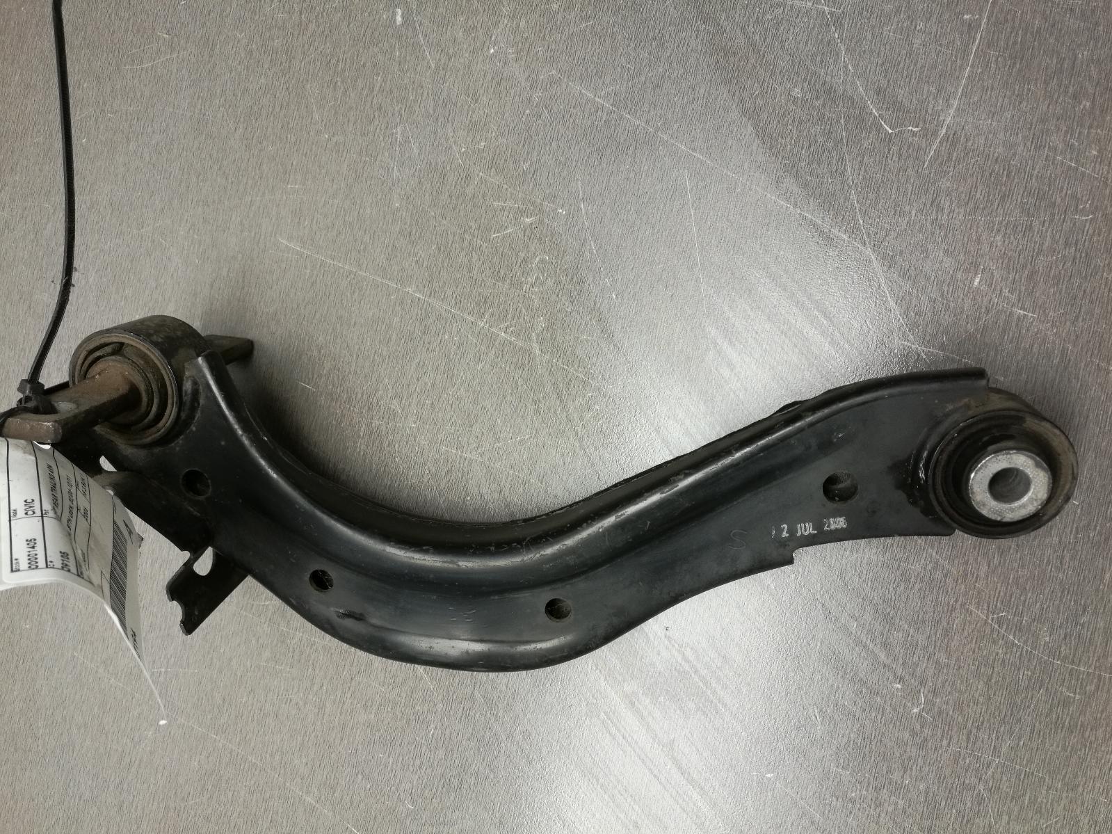 View Auto part Left Rear Trailing Arm Honda Civic 2006