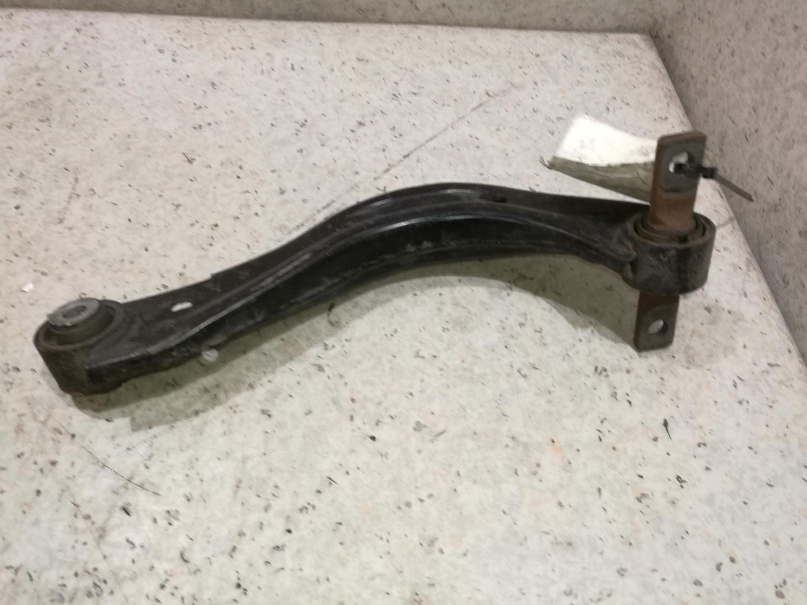 View Auto part Left Rear Trailing Arm Honda Civic 2006