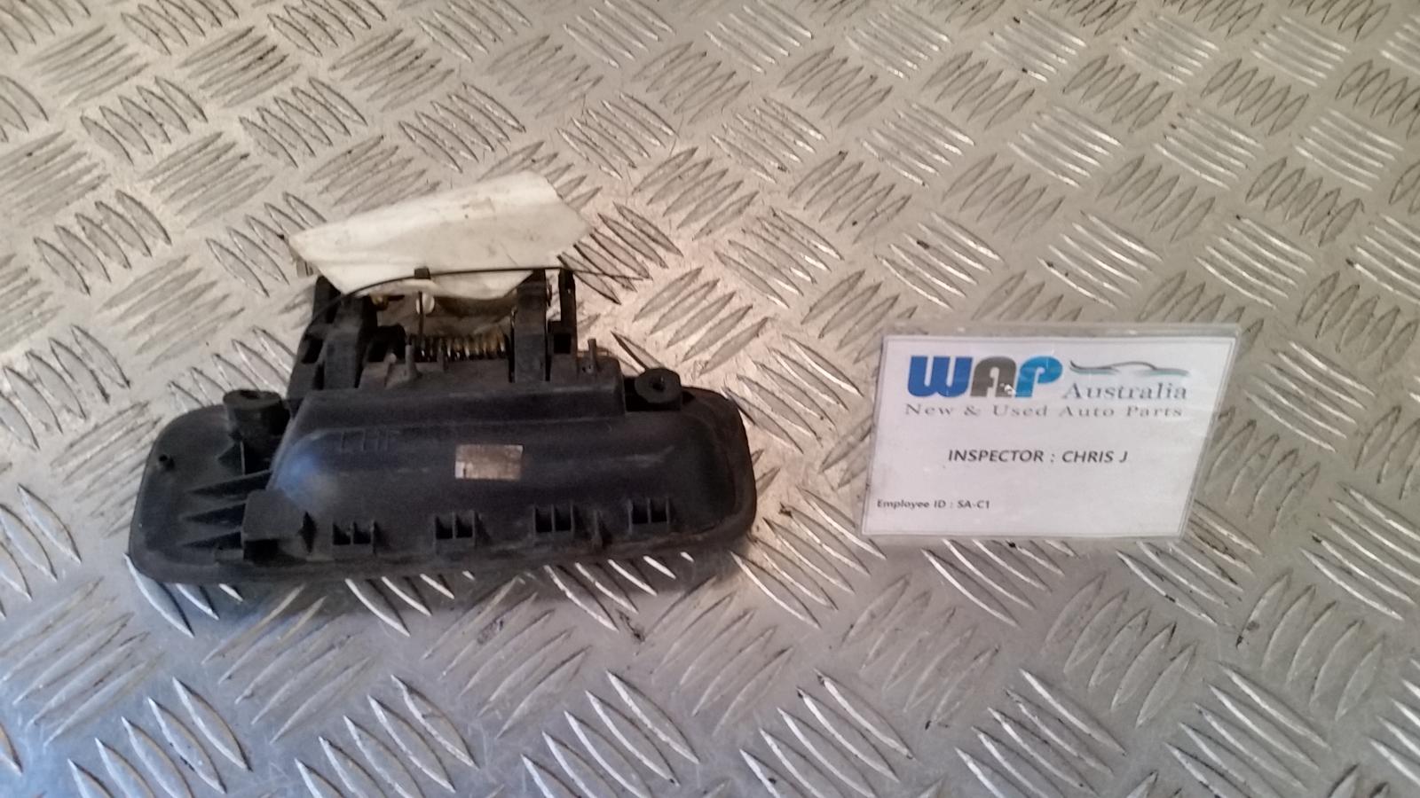 View Auto part Door Handle Toyota Camry 1999