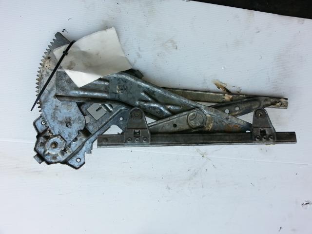 View Auto part Left Rear Wnd Reg/Motor Toyota Camry 1999