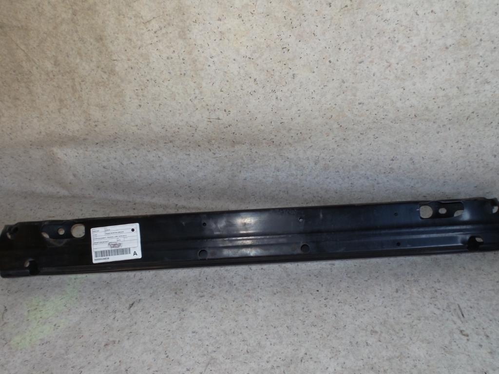View Auto part F/Bar Reinforc/Brack Toyota Hiace 2010