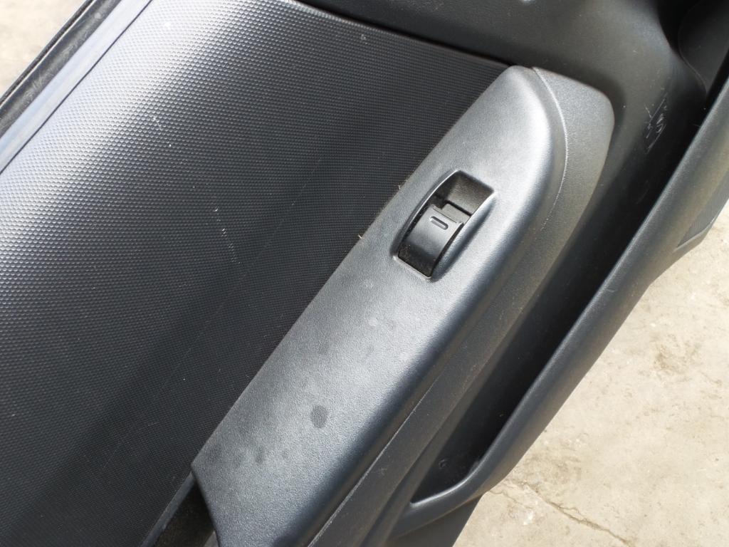 View Auto part Left Front Window Reg/Motor Toyota Hiace 2010