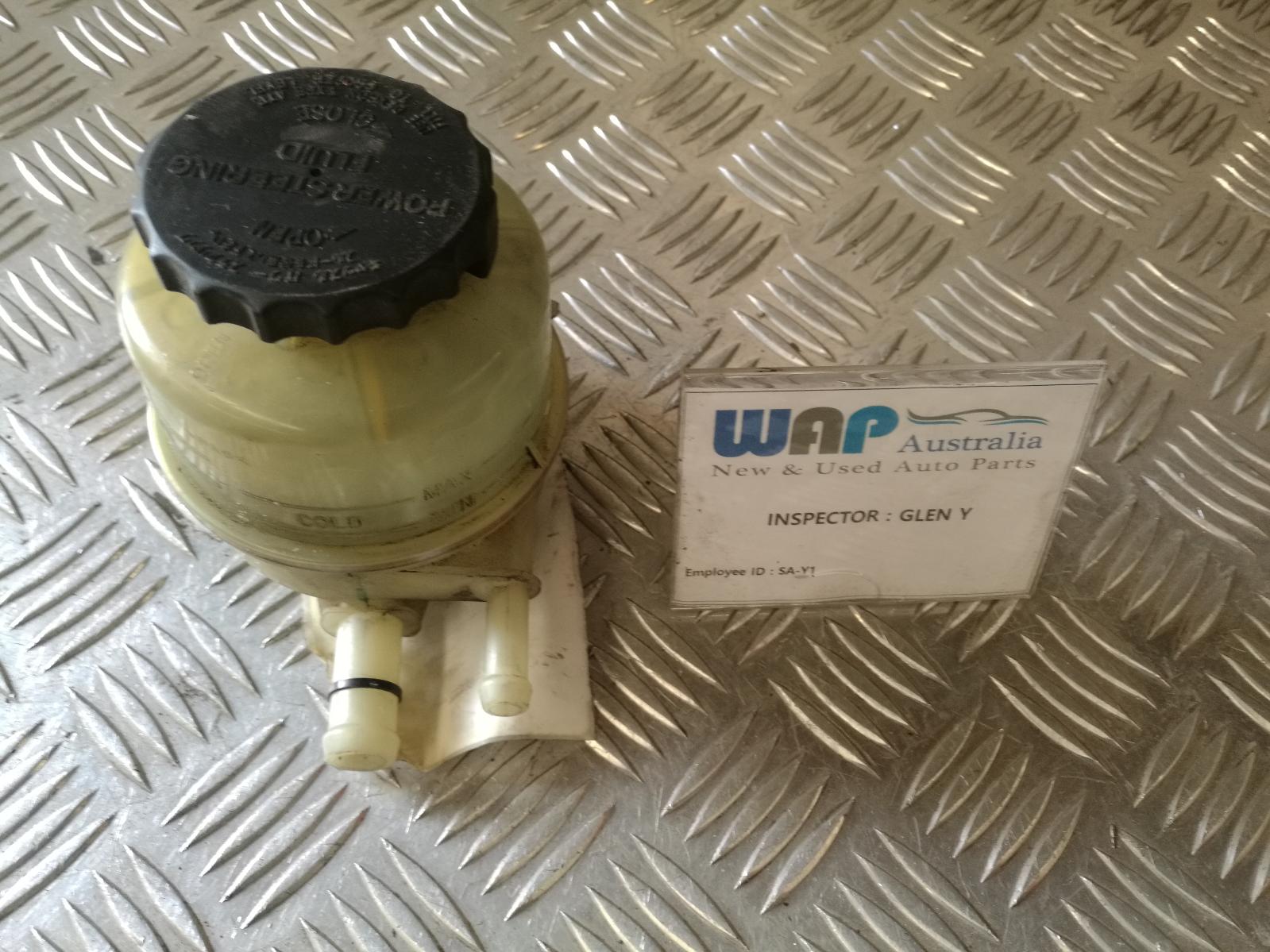 View Auto part P/S Reservoir Toyota Hiace 2010