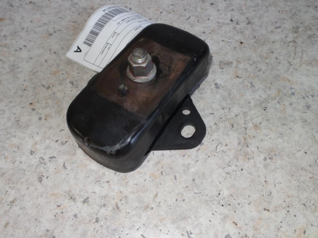 View Auto part Mount Toyota Hiace 2010