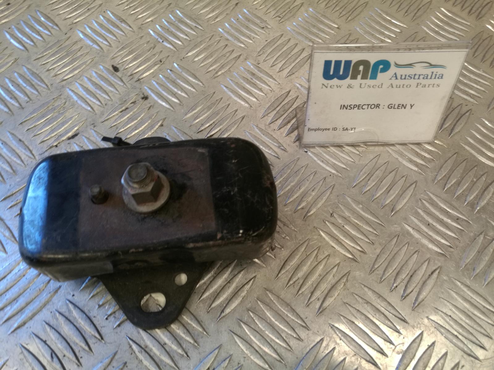 View Auto part Mount Toyota Hiace 2010