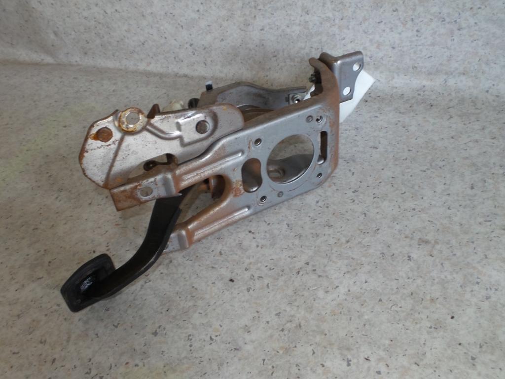 View Auto part Pedal Assembly Toyota Hiace 2010
