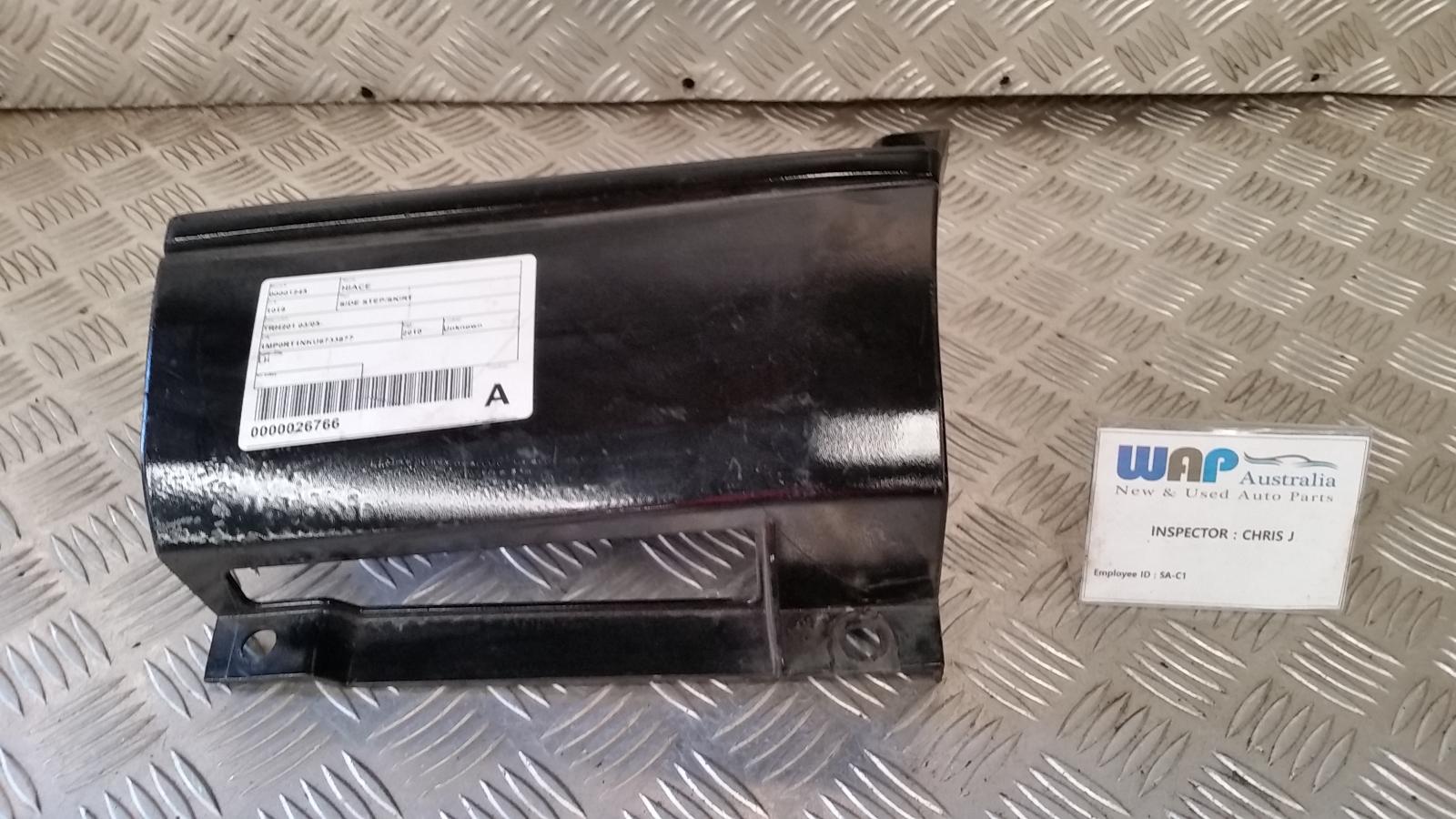 View Auto part Side Step/Skirt Toyota Hiace 2010