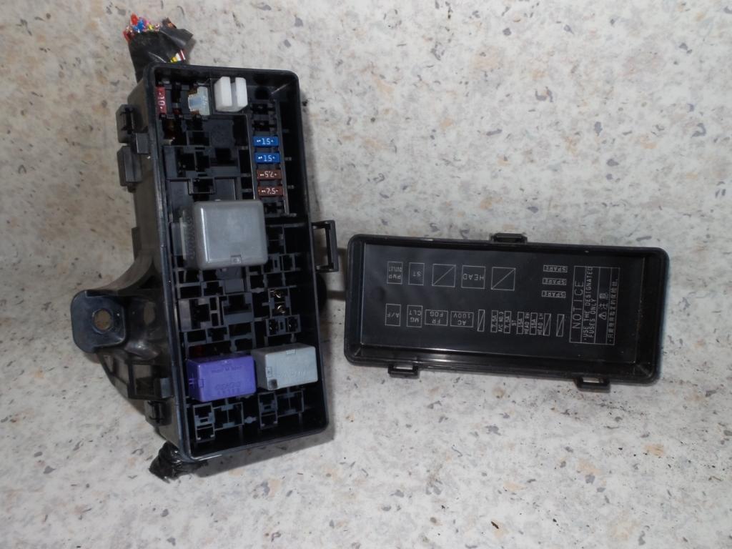 View Auto part Fuse Box Toyota Hiace 2010