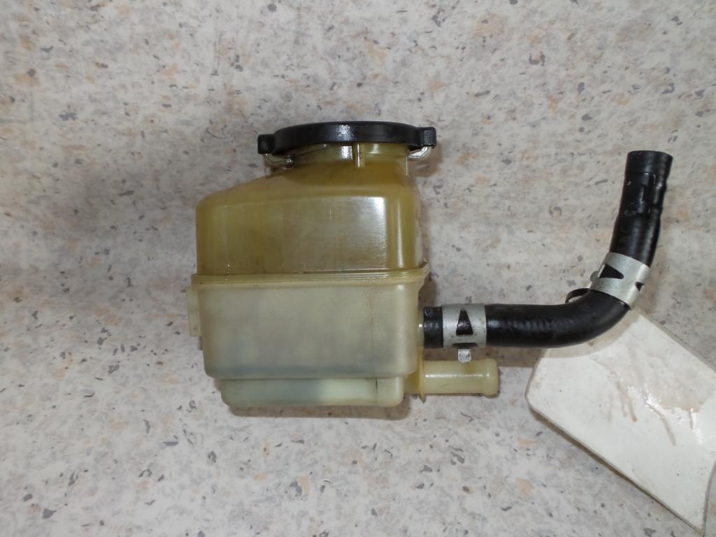 View Auto part P/S Reservoir Toyota Camry 2003
