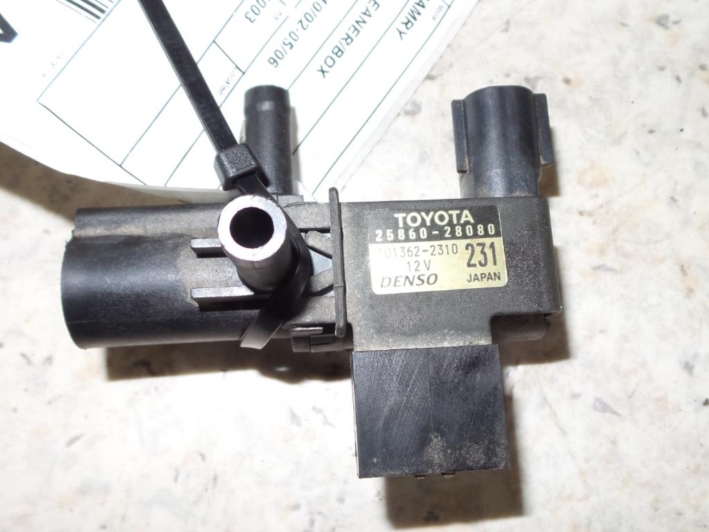 View Auto part Air Cleaner/Box Toyota Camry 2003