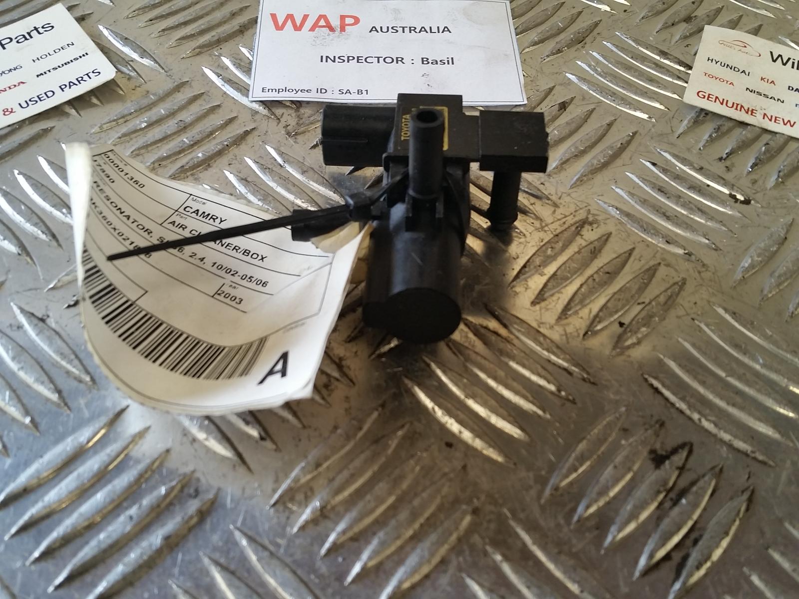 View Auto part Air Cleaner/Box Toyota Camry 2003