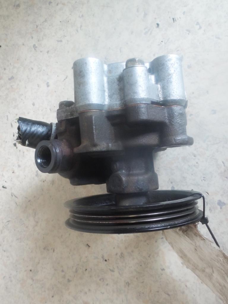 View Auto part Steering Pump Toyota Camry 1999