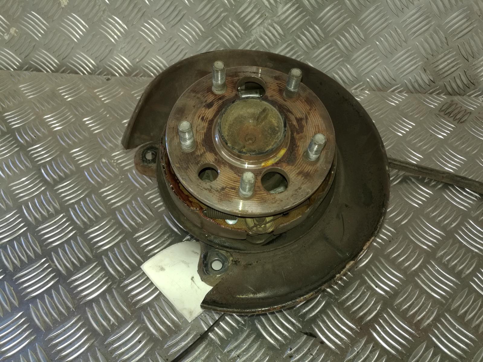 View Auto part Left Rear Hub Assembly Toyota Camry 1999