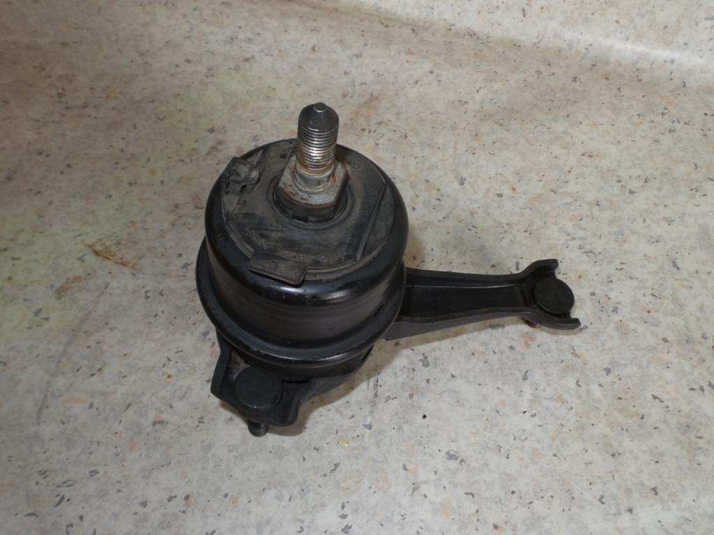 View Auto part Mount Toyota Camry 2003