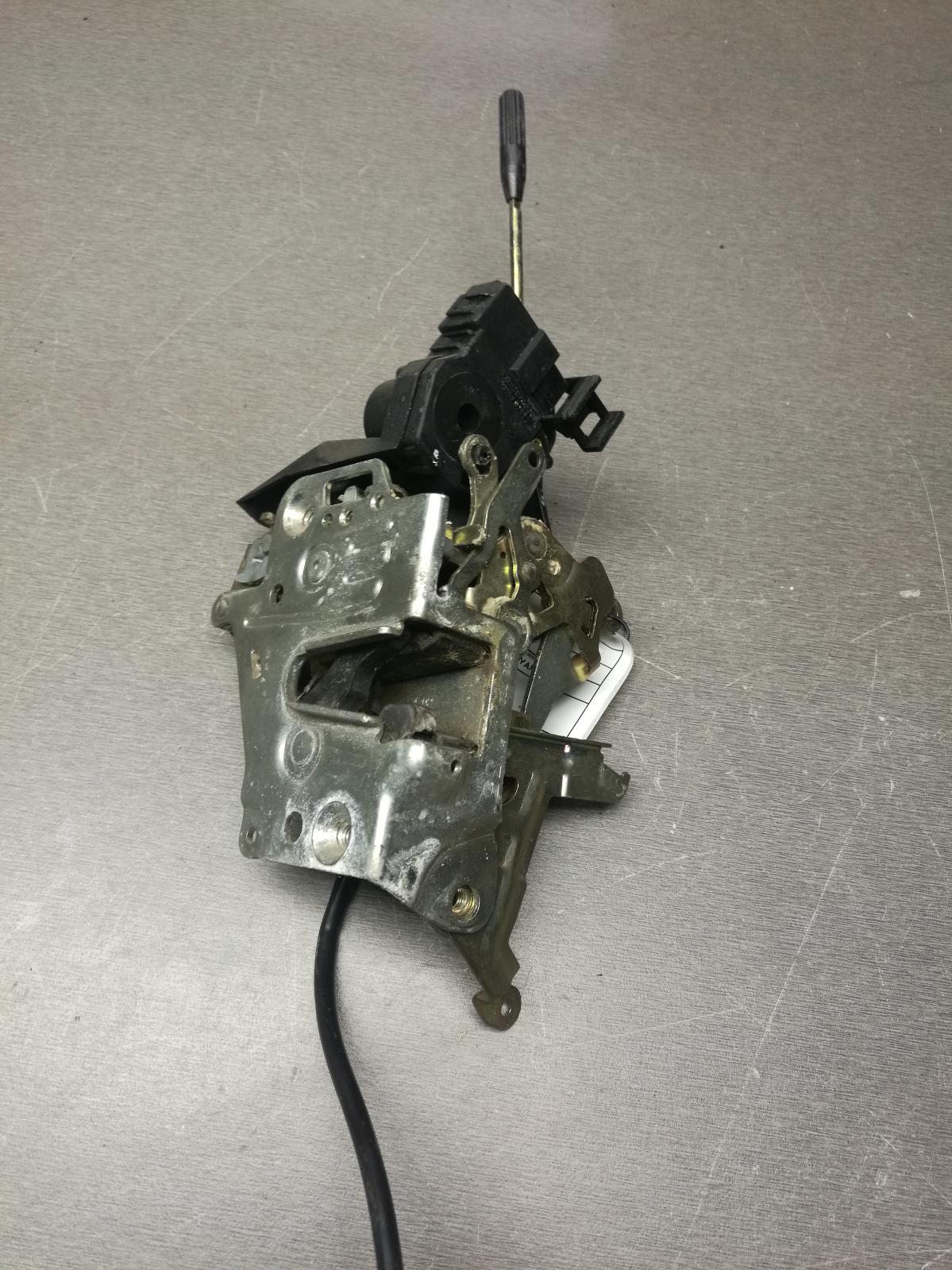 View Auto part Door/Boot/Gate Lock Mercedes C Class 1995