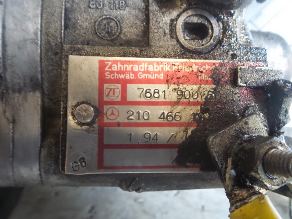 View Auto part Steering Pump Mercedes C Class 1995