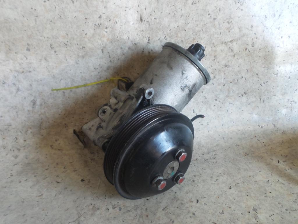 View Auto part Steering Pump Mercedes C Class 1995
