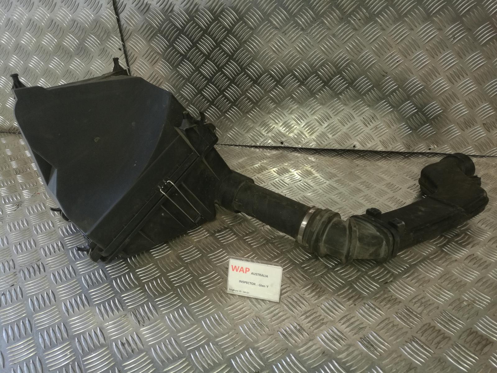 View Auto part Air Cleaner Duct/Hos Mercedes C Class 1995