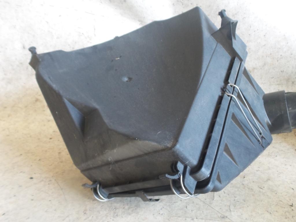 1995 Mercedes C Class Air Cleaner/Box View Auto part Air Cleaner/Box Mercedes C Class 1995