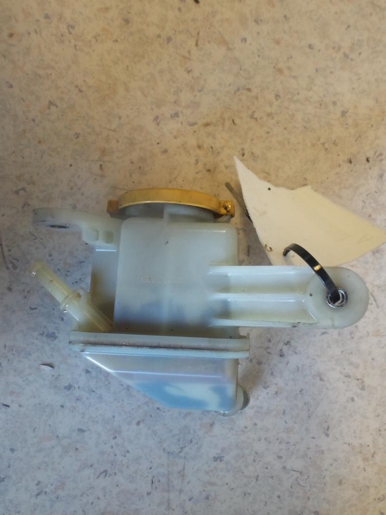 2010 Subaru Liberty P/S Reservoir View Auto part P/S Reservoir Subaru Liberty 2010
