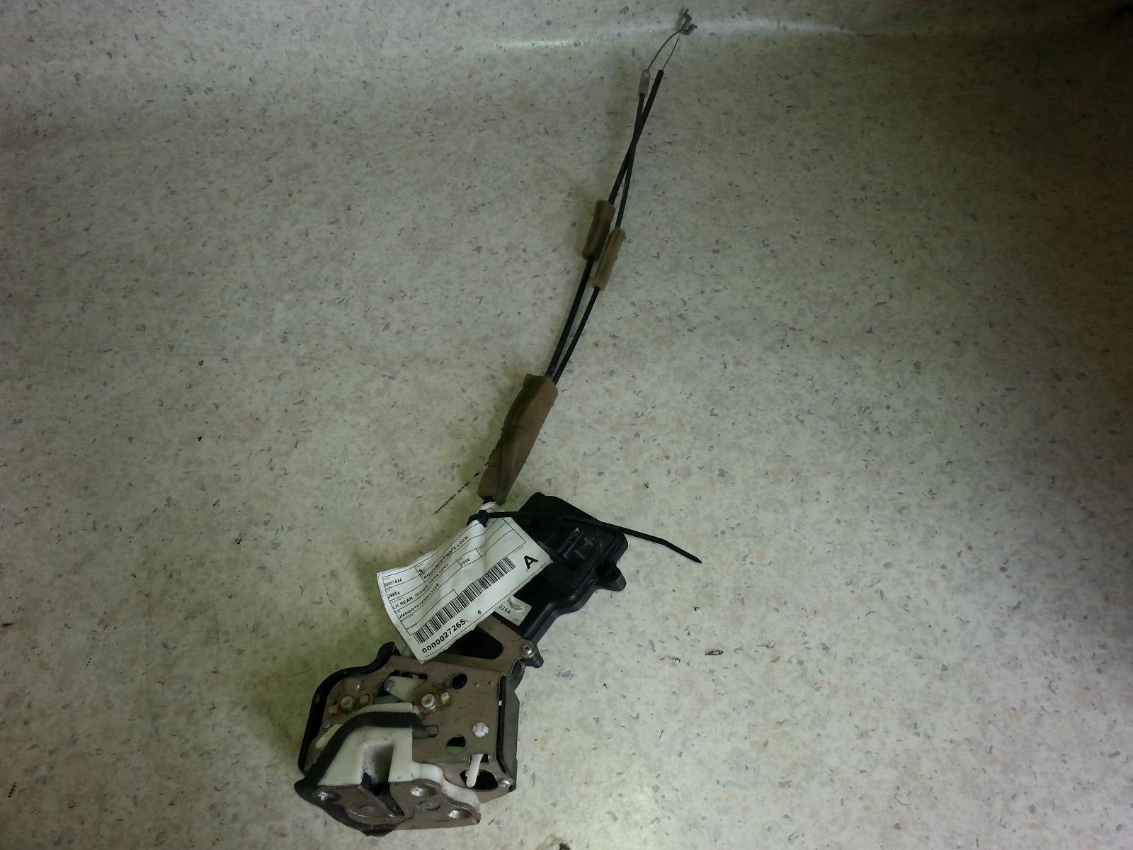 View Auto part Door/Boot/Gate Lock Mazda 6 2006