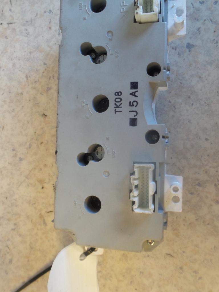 View Auto part Heater/Ac Controls Mazda 6 2006