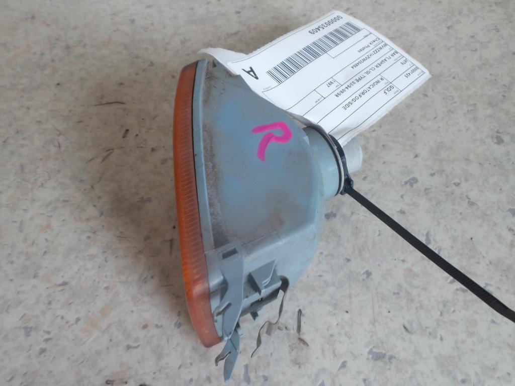 1997 Volkswagen Golf Right Indicator/Fog/Side View Auto part Right Indicator/Fog/Side Volkswagen Golf 1997