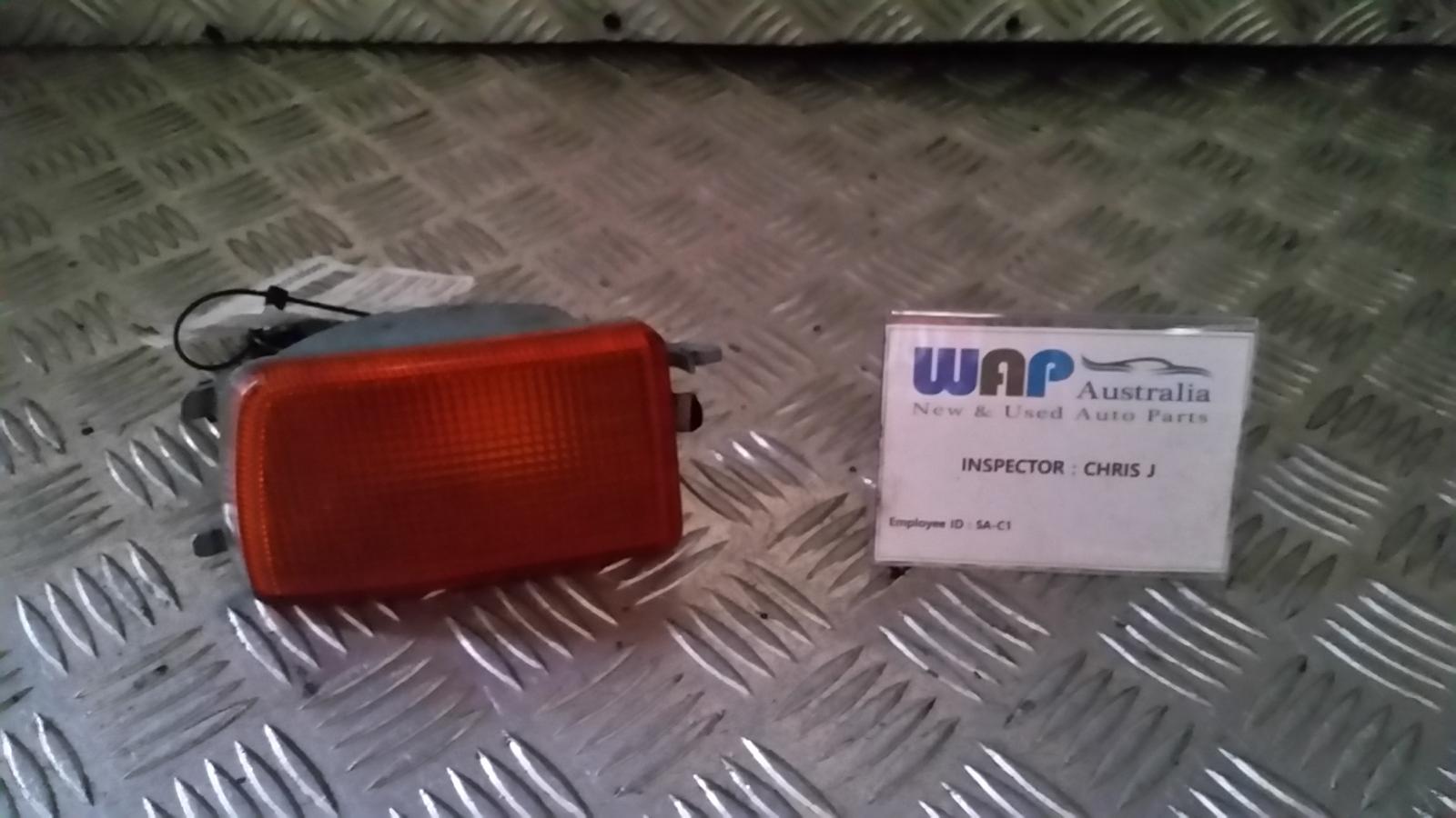 1997 Volkswagen Golf Left Indicator/Fog/Side View Auto part Left Indicator/Fog/Side Volkswagen Golf 1997
