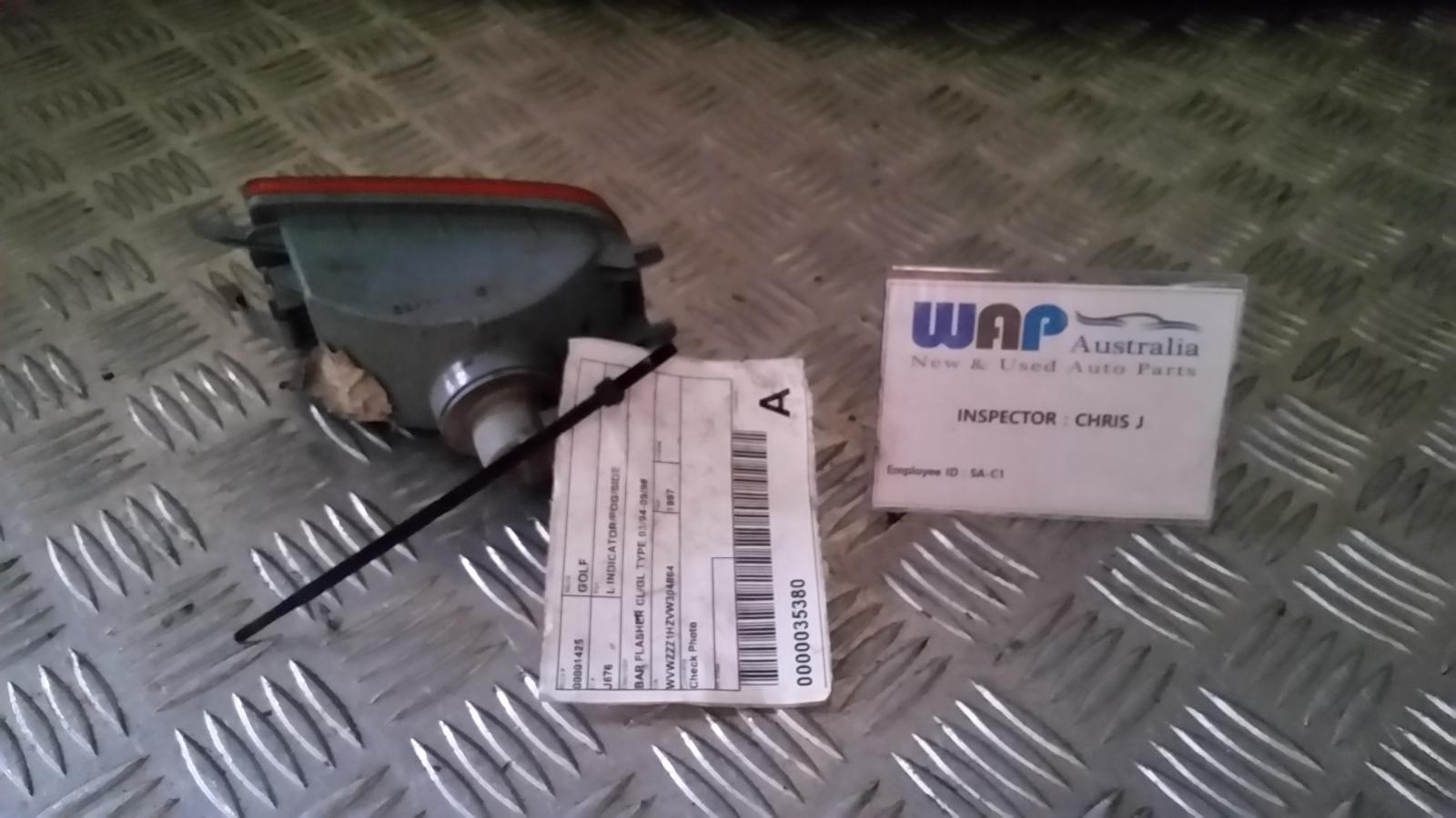 1997 Volkswagen Golf Left Indicator/Fog/Side View Auto part Left Indicator/Fog/Side Volkswagen Golf 1997