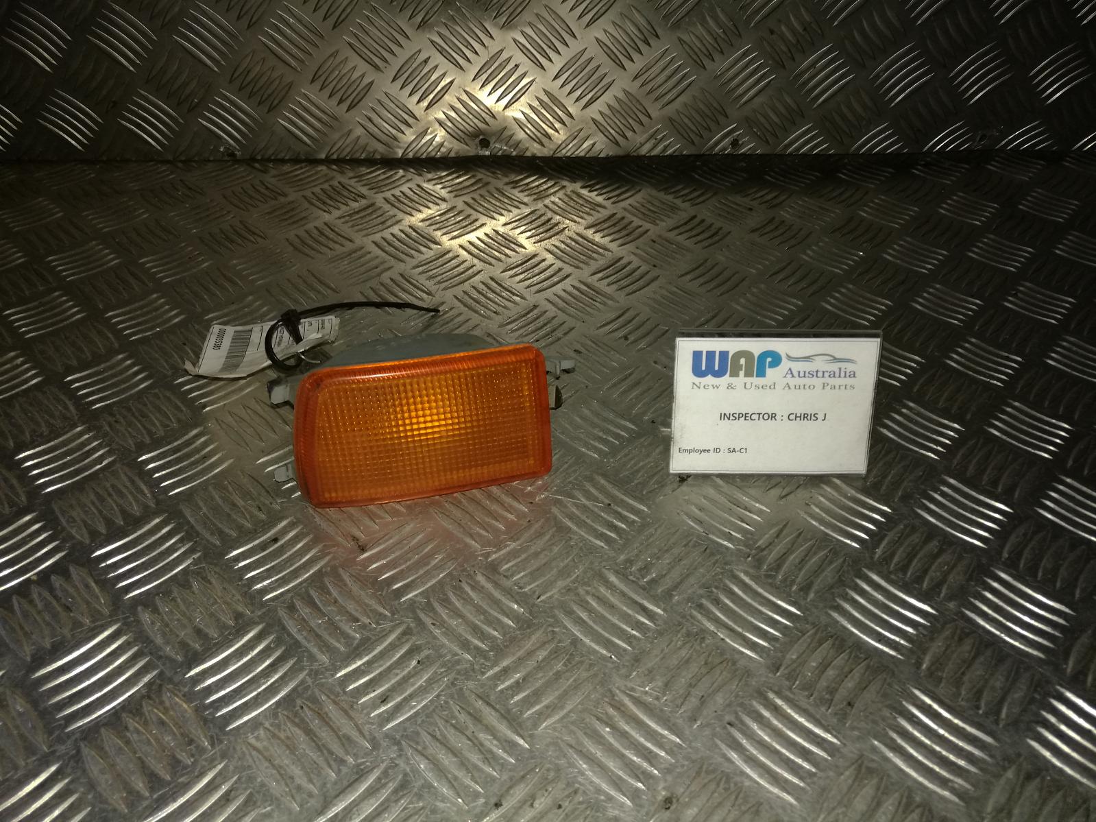 1997 Volkswagen Golf Left Indicator/Fog/Side View Auto part Left Indicator/Fog/Side Volkswagen Golf 1997
