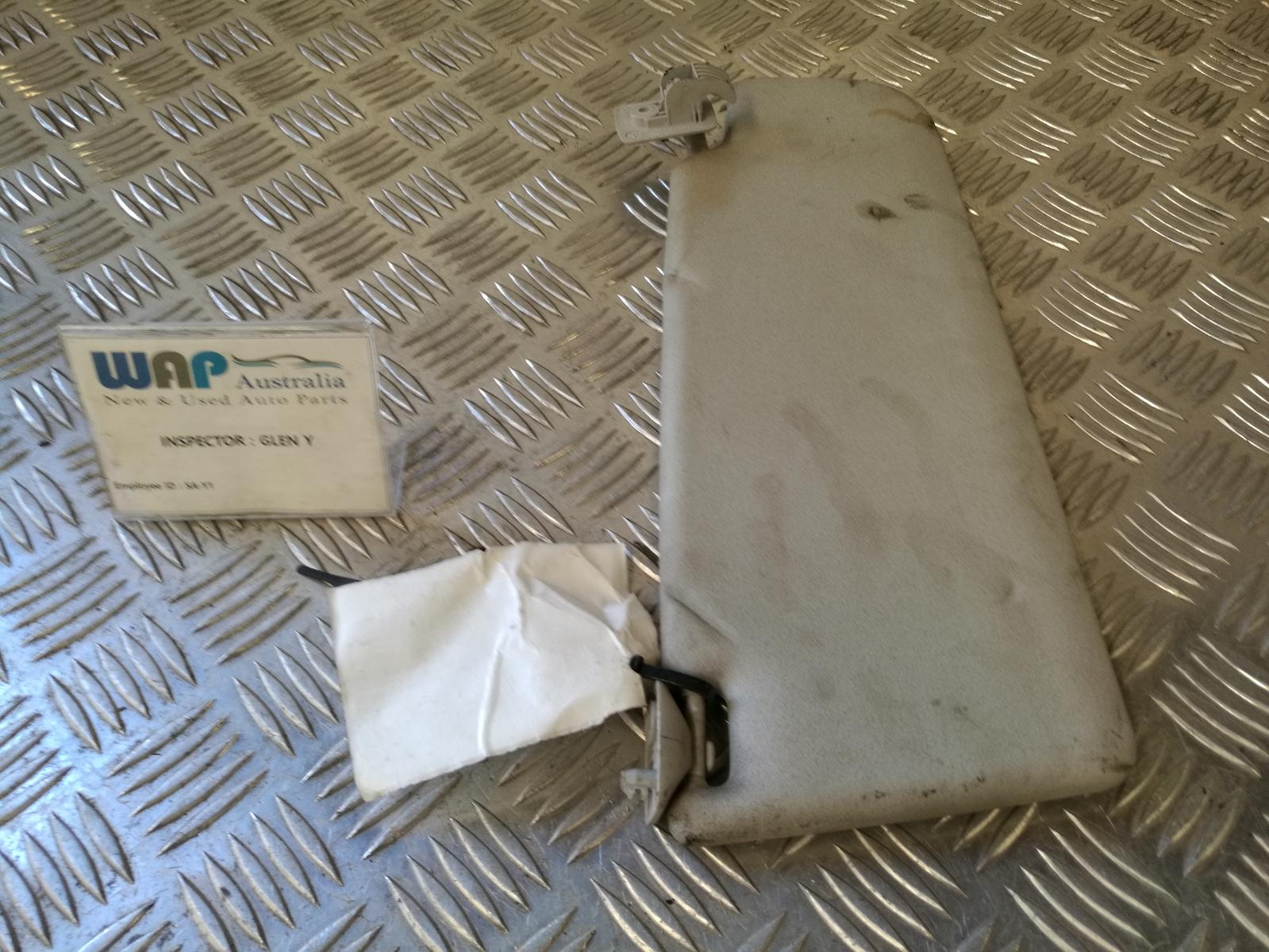 View Auto part Sunvisor Volkswagen Golf 1997