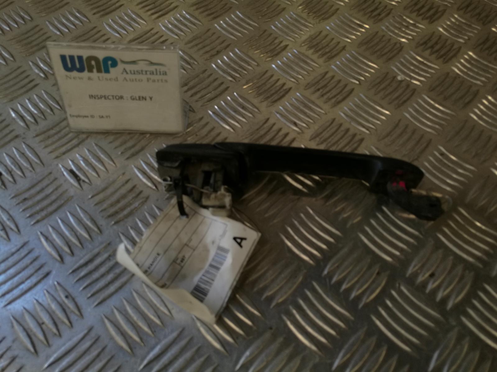 View Auto part Door Handle Volkswagen Golf 1997