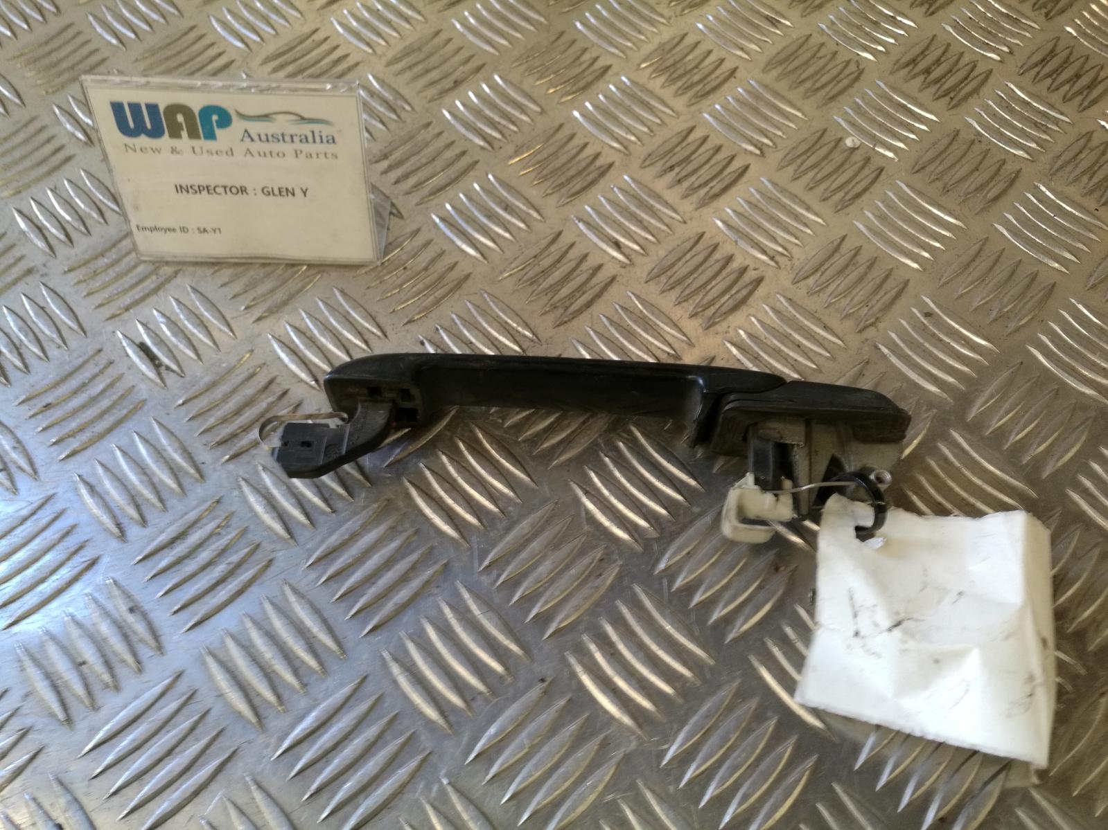 View Auto part Door Handle Volkswagen Golf 1997