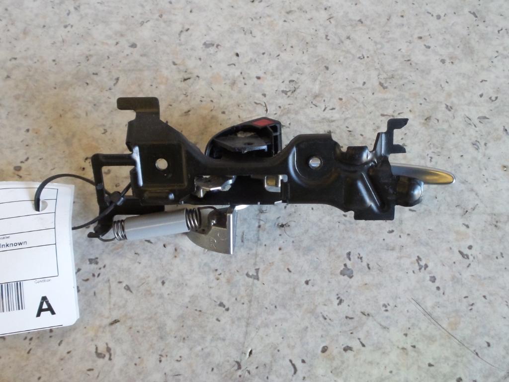 View Auto part Door Handle Mazda Rx8 2006