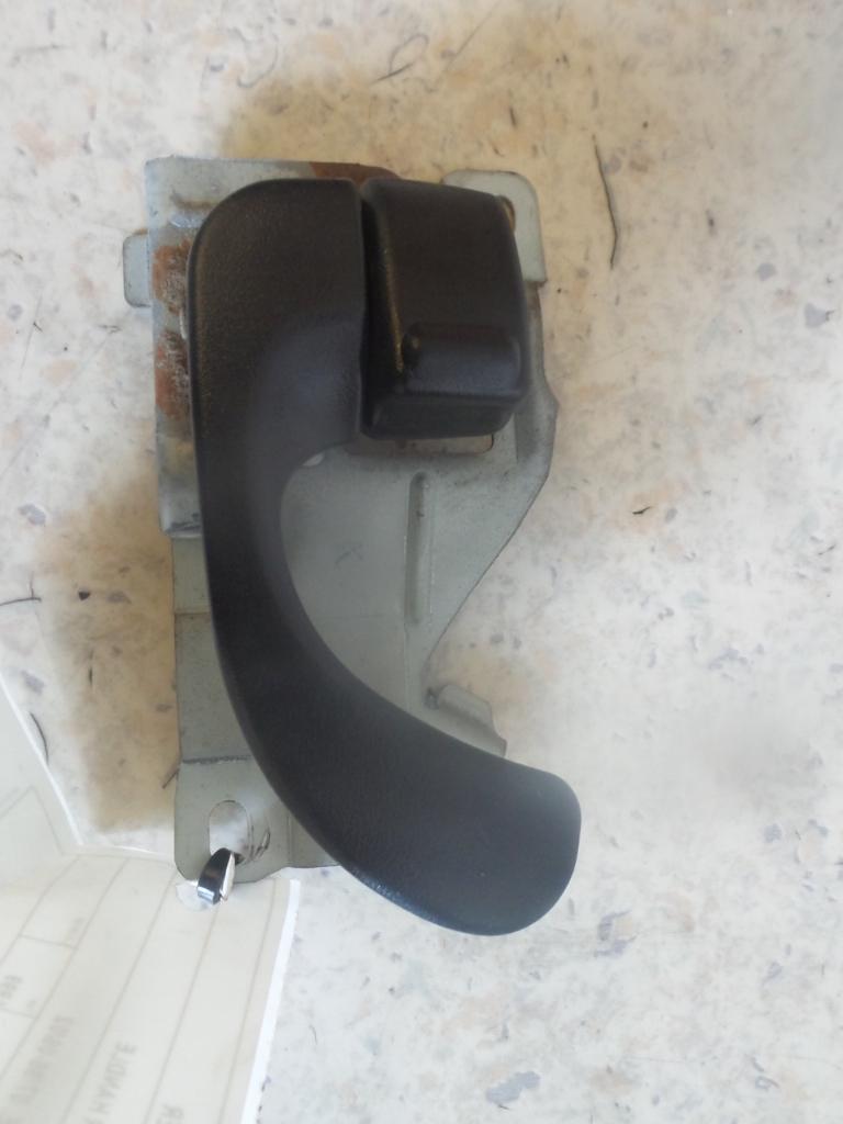1999 Mitsubishi Lancer Door Handle View Auto part Door Handle Mitsubishi Lancer 1999