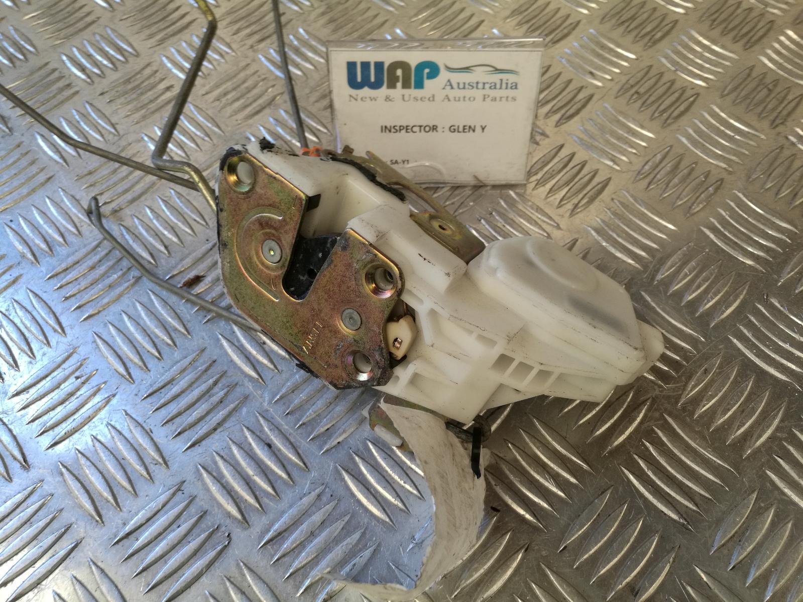 1999 Mitsubishi Lancer Door/Boot/Gate Lock View Auto part Door/Boot/Gate Lock Mitsubishi Lancer 1999