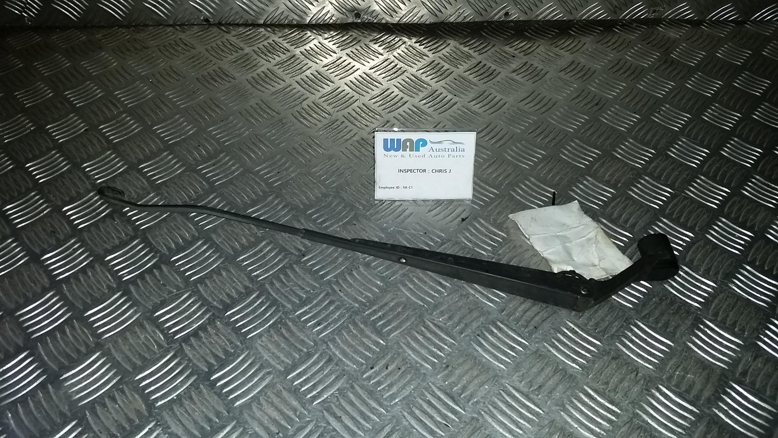 View Auto part Wiper Arm Mitsubishi Lancer 1999