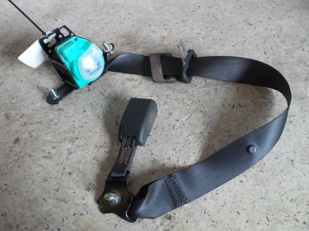 View Auto part Seatbelt/Stalk Subaru Impreza 2010